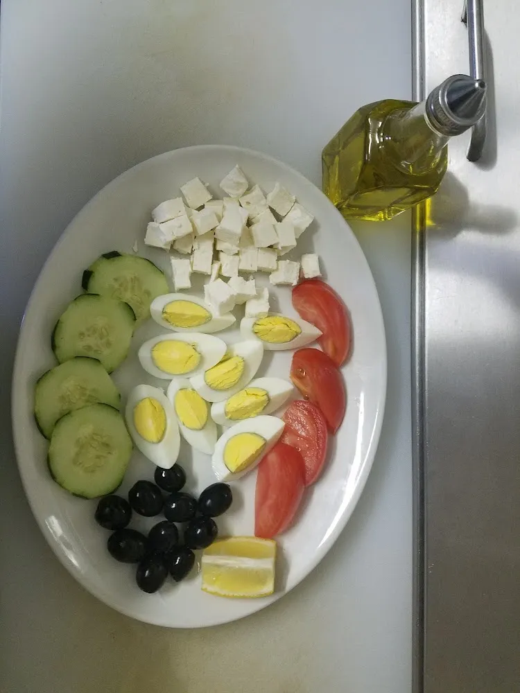 Mediterranean Salad